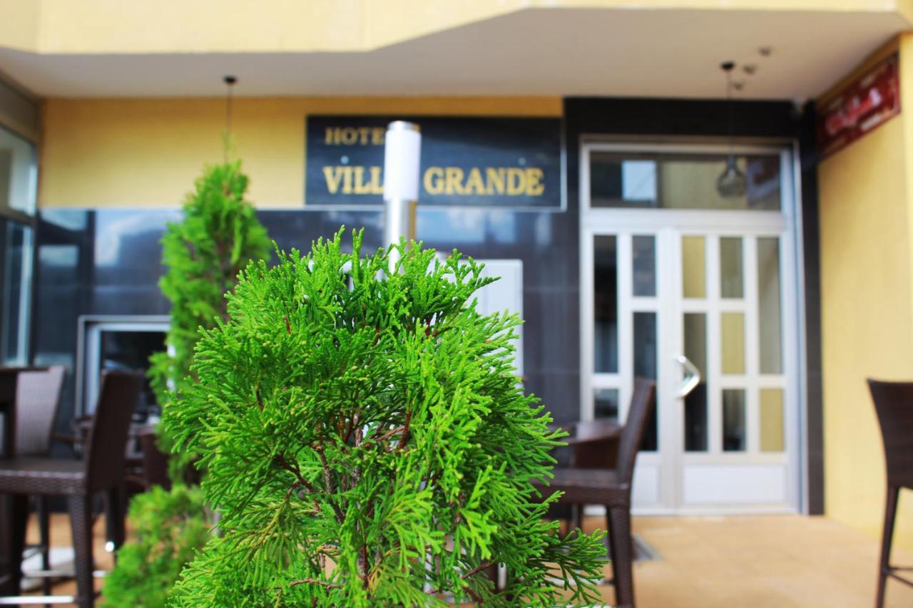 Hotel Villa Grande Бугойно Экстерьер фото