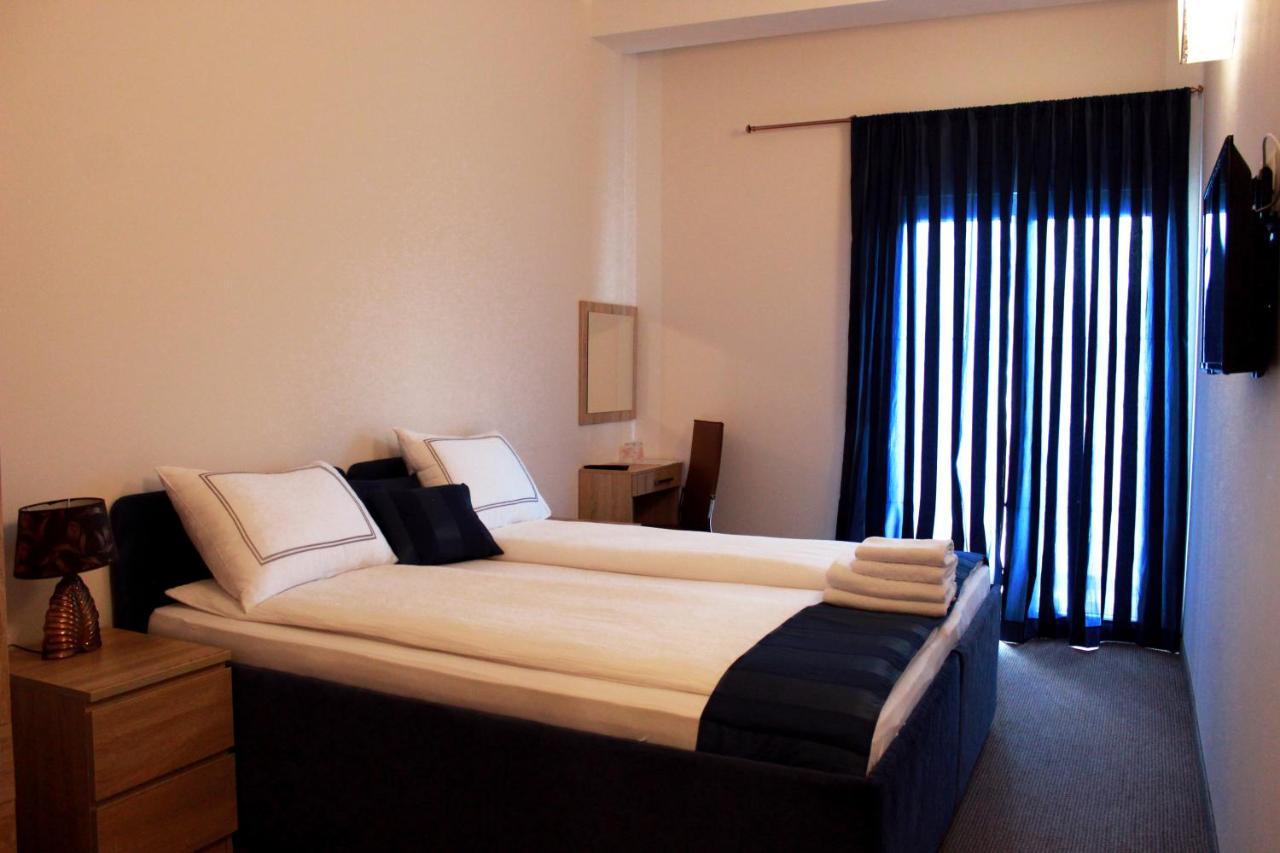 Hotel Villa Grande Бугойно Экстерьер фото