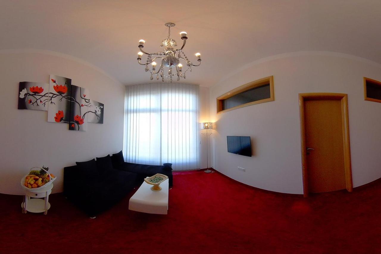 Hotel Villa Grande Бугойно Экстерьер фото