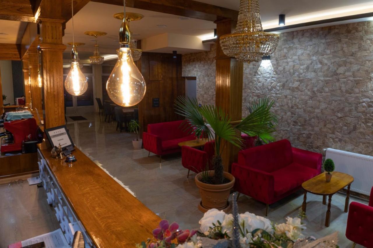 Hotel Villa Grande Бугойно Экстерьер фото
