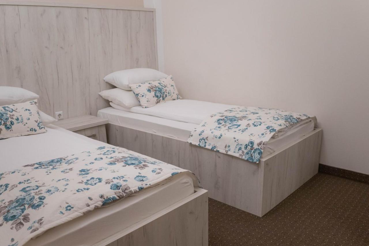 Hotel Villa Grande Бугойно Экстерьер фото